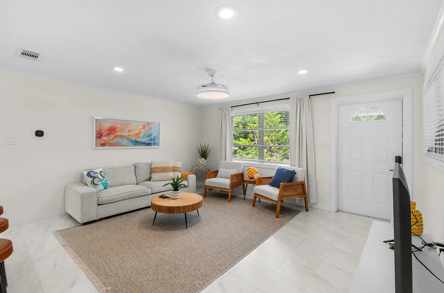2 bed, 2.0 bath, 21226 sqft, $3,990 — Photo 1