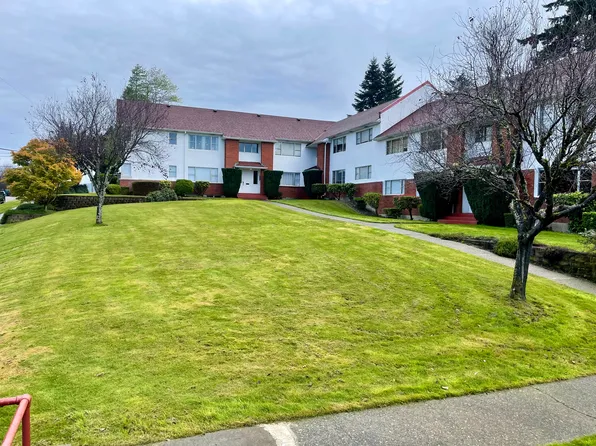 3711 Sherman Ave #1, North Bend, OR 97459
