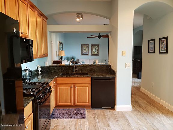4th image of 766 Bayside Dr #203