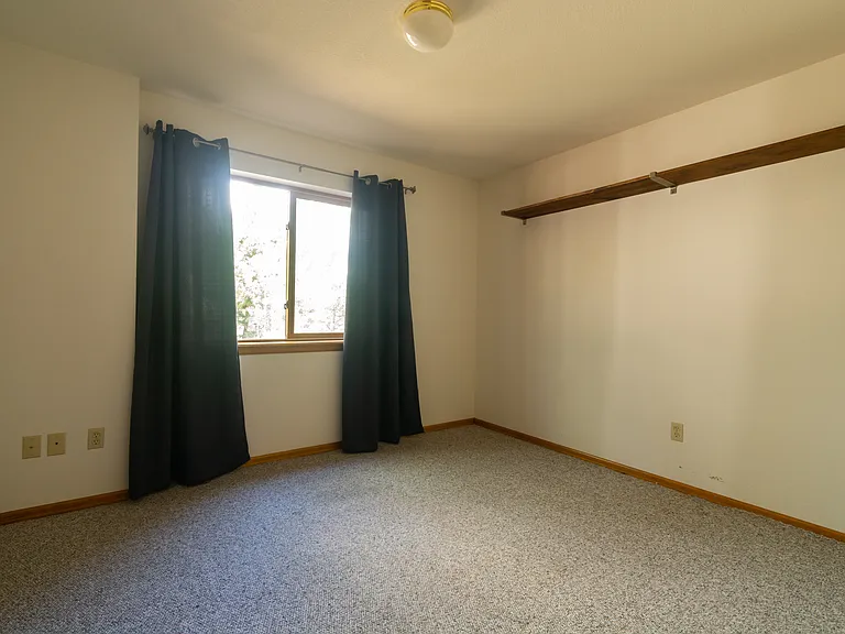 1360 Pinon Ridge Ct — Photo 45
