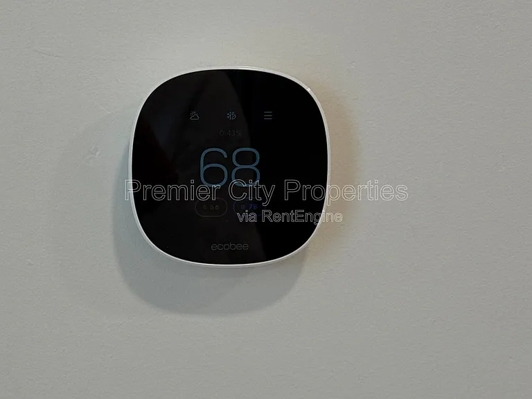 240 McGregor Ave #2 — Photo 35