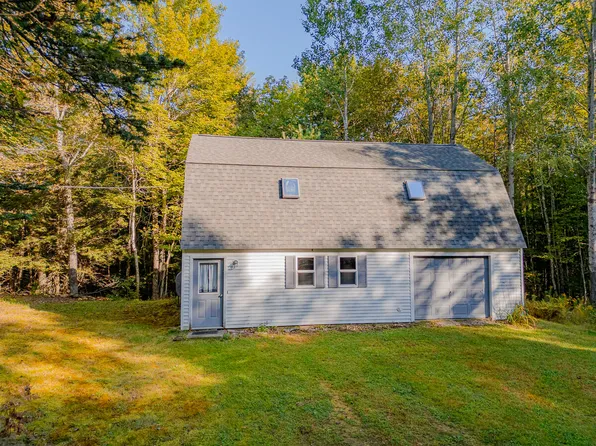 24 Sesame Street, Swanville, ME 04915