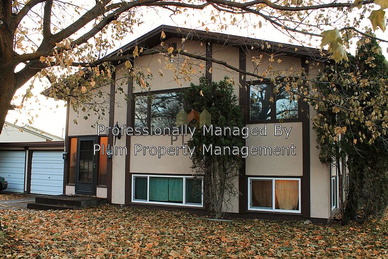 1st image of 800 Spartan Dr