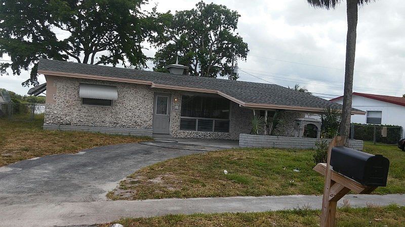 1st image of 2850 NW 18th Ct
