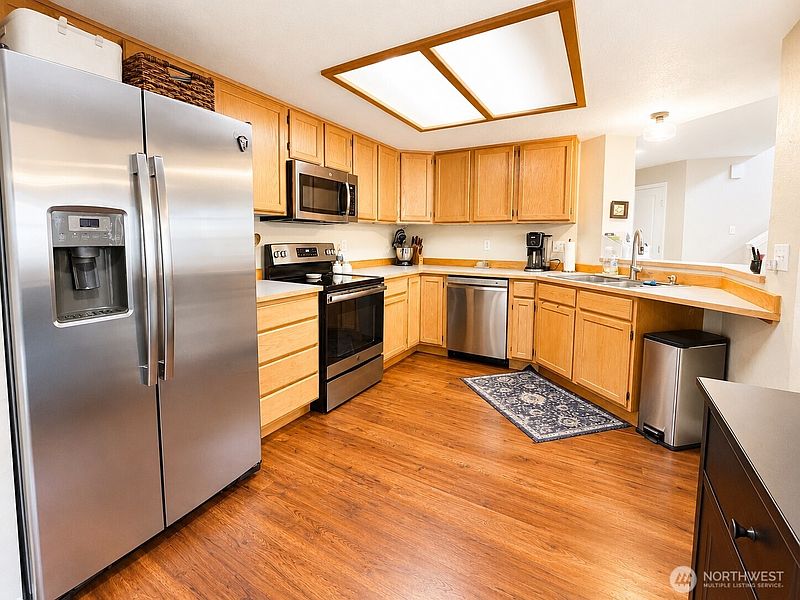 5th image of 6031 Gresham Lane SE
