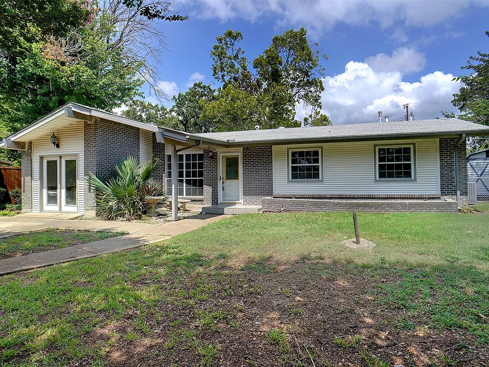 1st image of 2613 Town East Cir