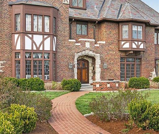 5th image of 66 Lake Forest Dr