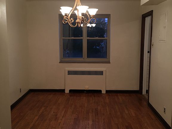 5th image of 5835 Lindenwood Ave #1W