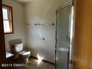 5th image of 165 S Ewing St