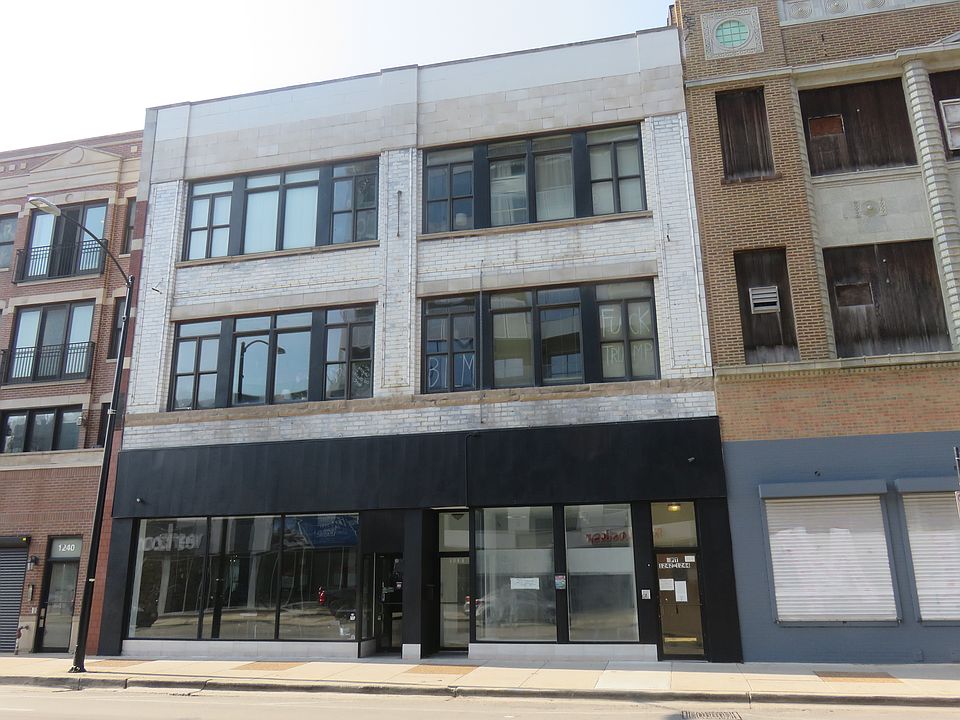 1st image of 1242 N Milwaukee Ave #3