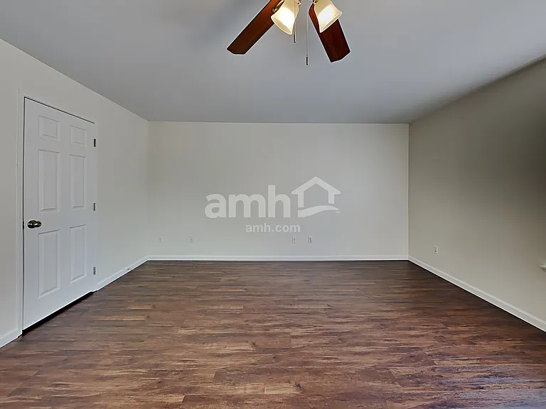9510 187th St E — Photo 5