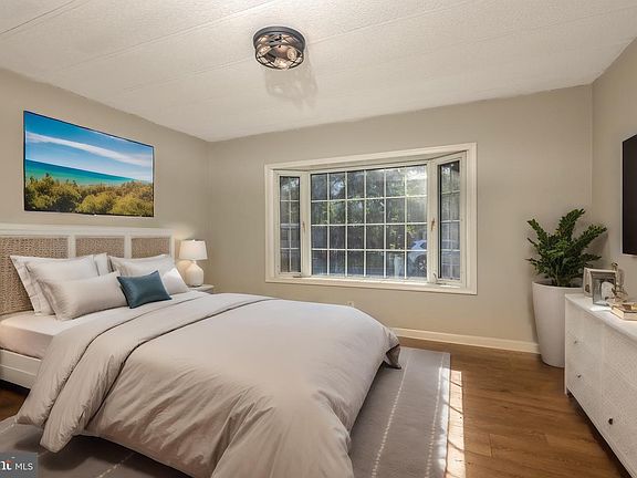 5th image of 44 Hazelwood Dr