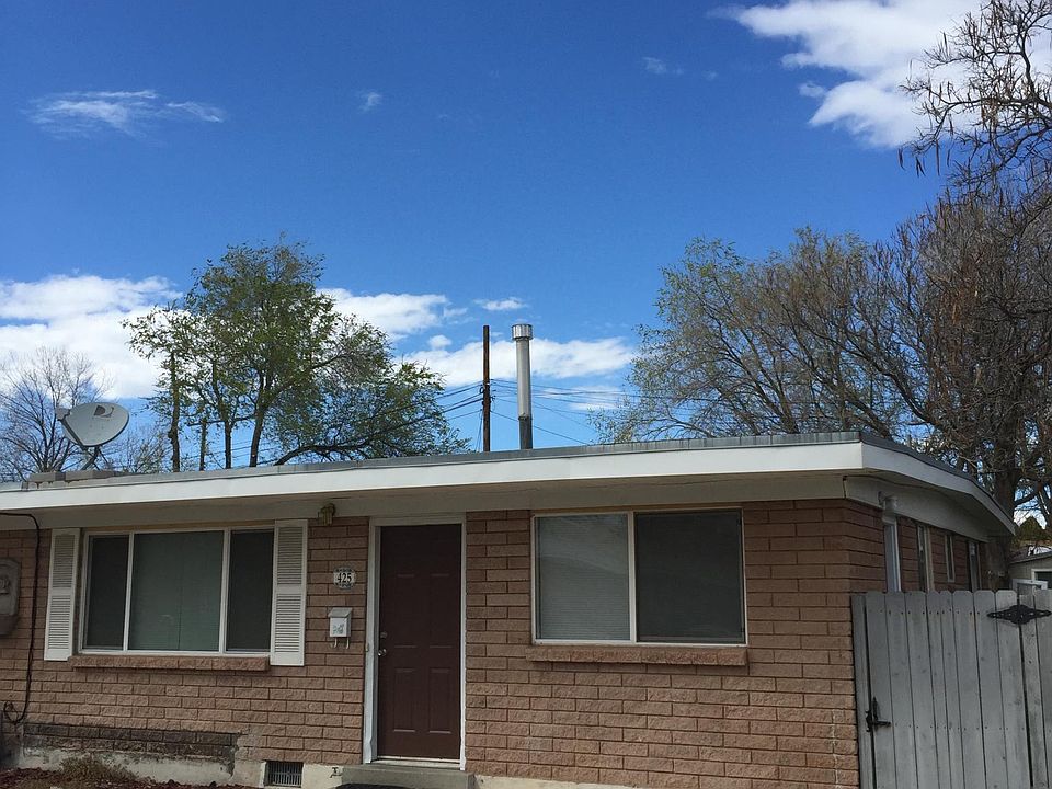 1st image of 425 E Welby Ave