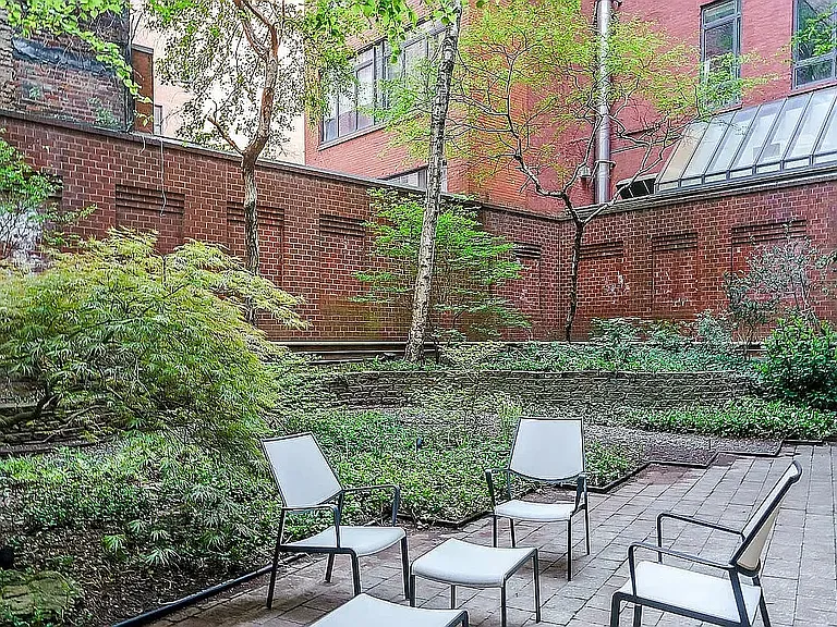 29 Greenwich Ave #6CU — Photo 10
