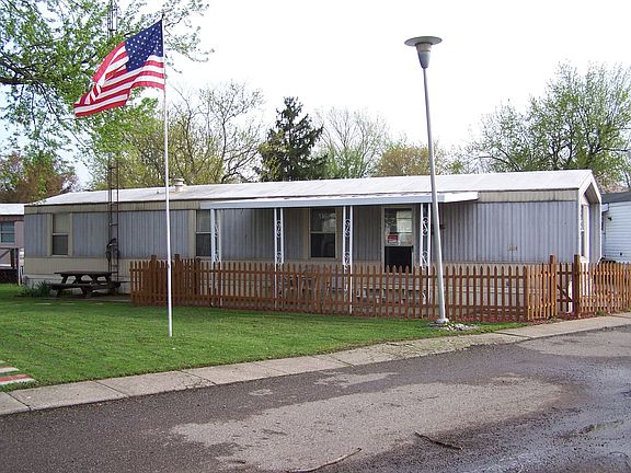 2nd image of 1224 Vista Dr
