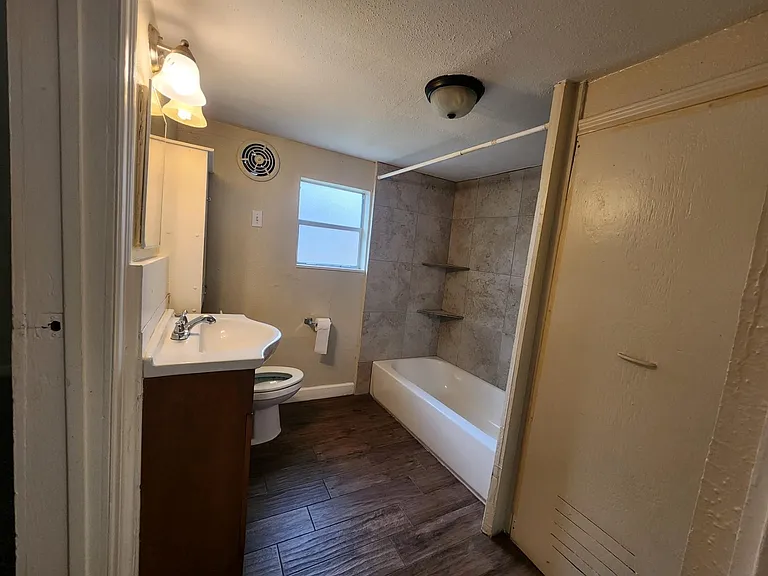 4203 Polk St #A — Photo 9