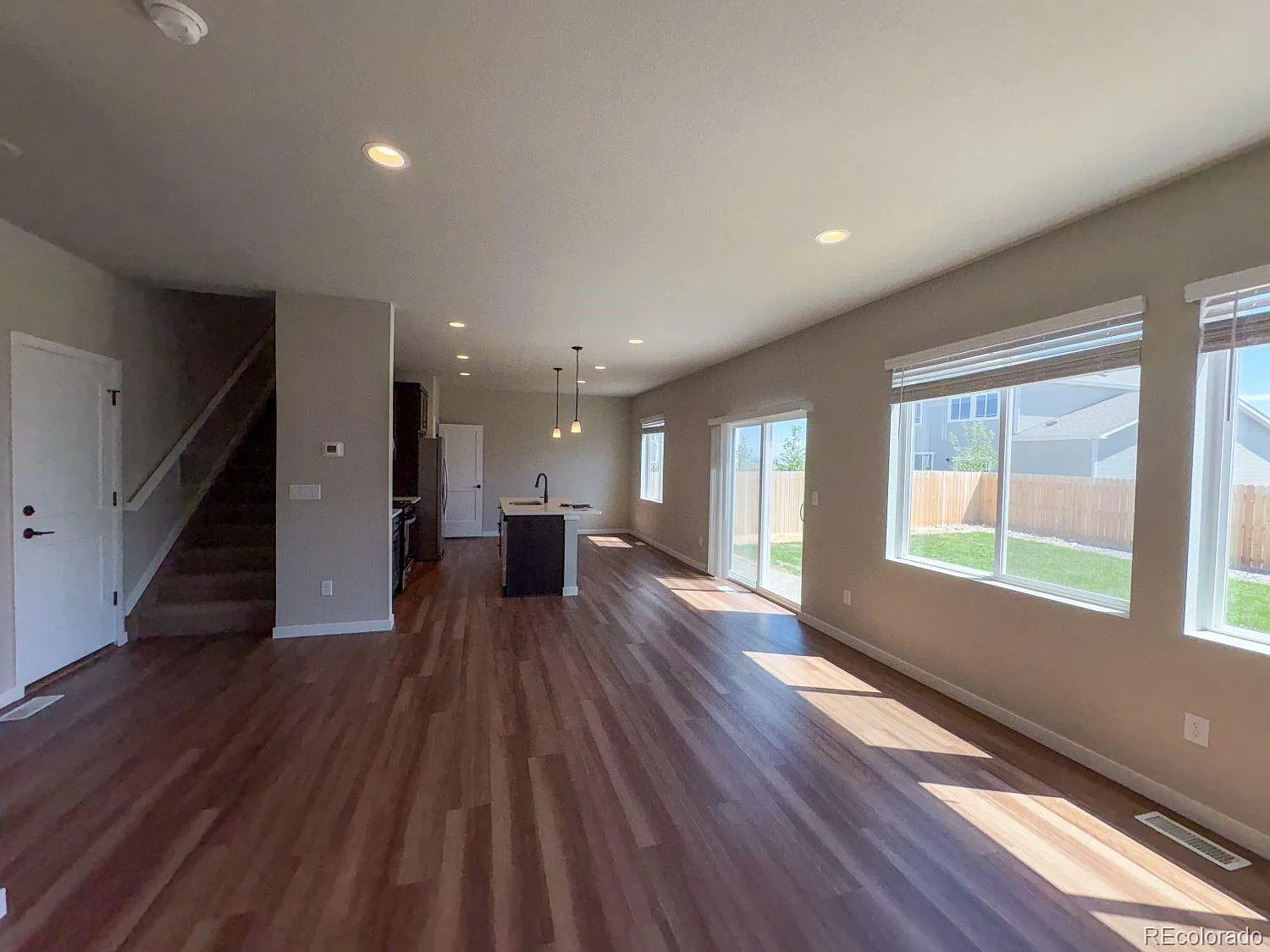 4 bed, 2.5 bath, 1564 sqft, $2,150 — Photo 4
