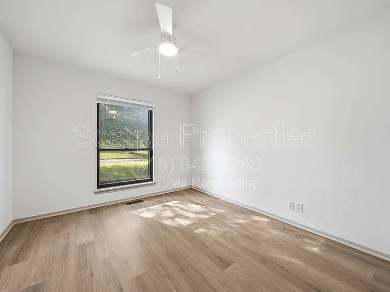 11648 N 104th East Ave — Photo 23