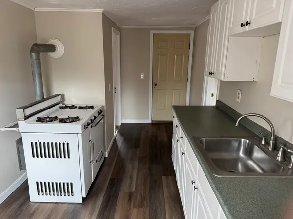 130 Central St #8, Hudson, MA 01749