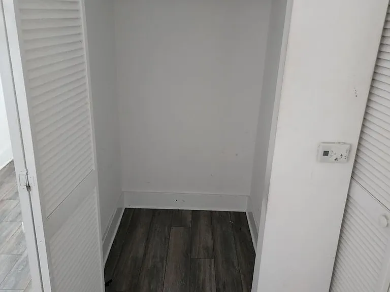 535 Clematis St — Photo 3