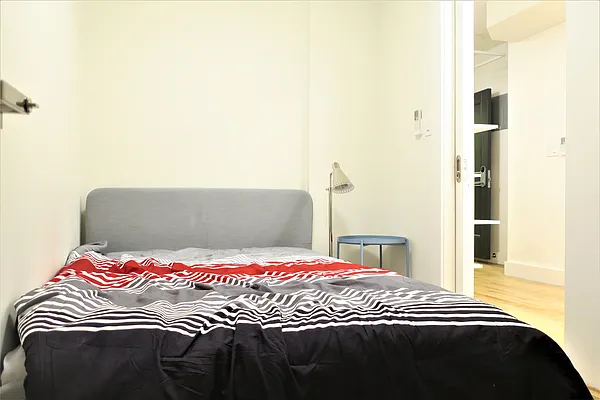 Rented by Sterling Holdings | media 13