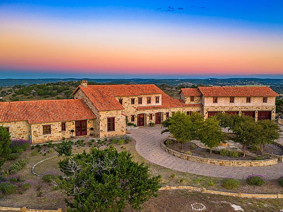 2nd image of 250 HIDDEN HILLS RANCH