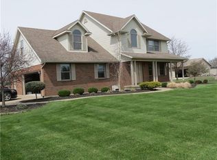 9351 Lochard Rd, Sidney, OH 45365