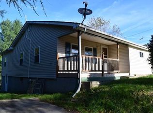 236 Cranberry Dr, Beckley, WV 25801