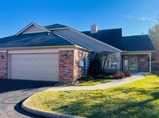 5849 Crooked Creek Blvd, Grove City, OH 43123