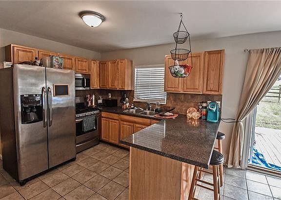 3rd image of 6436 Rockwell Blvd