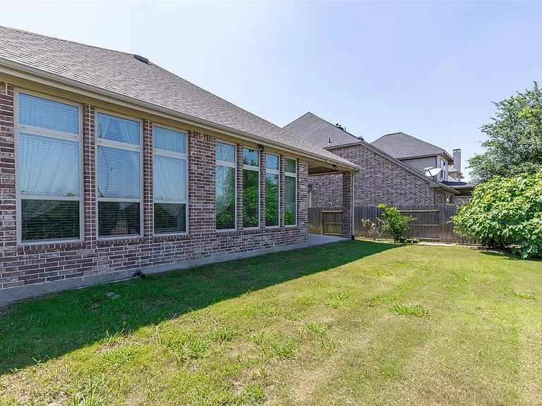 10406 Mossback Pine Rd — Photo 40