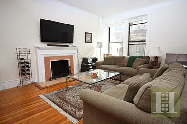 Rented by Halstead Real Estate | media 15