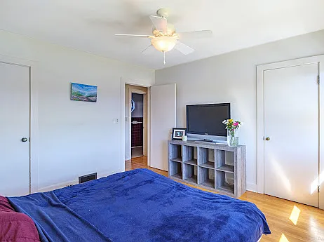 916 Bailey St — Photo 16