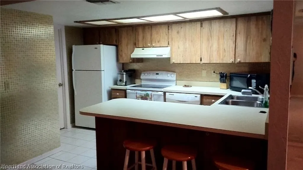 2 bed, 2.0 bath, 1482 sqft, $1,250 — Photo 3