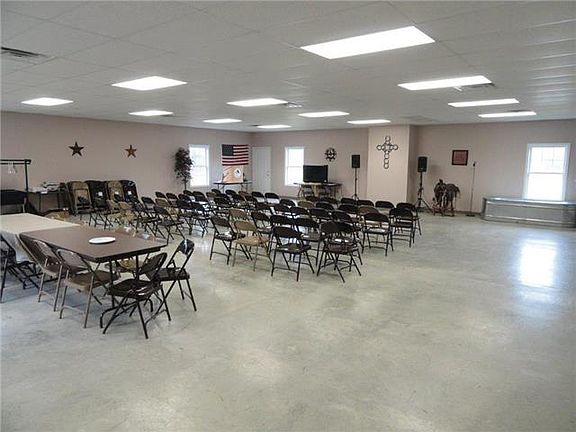2nd image of 2519 Highway 231 N