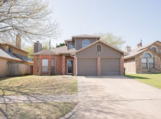 624 Lemons St, Cedar Hill, TX 75104