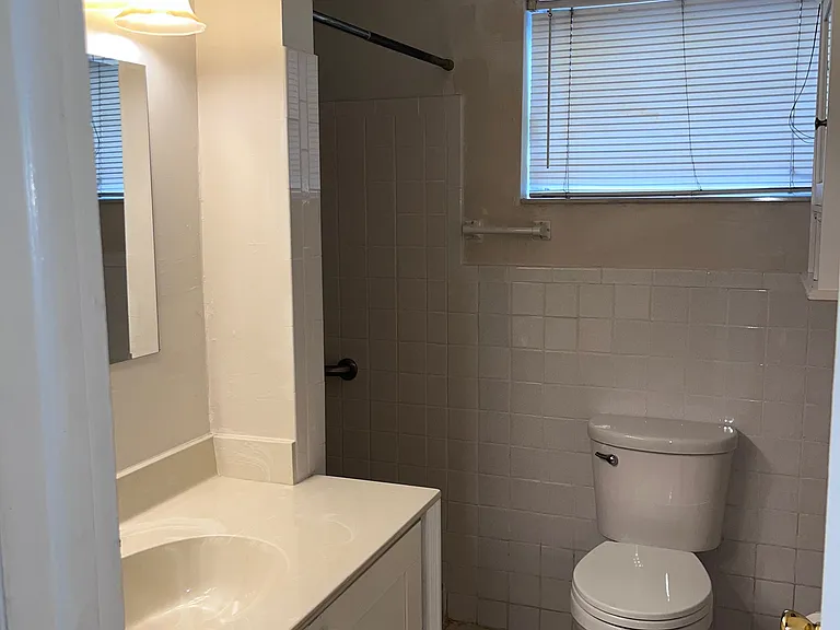 913 Orange Isle #B — Photo 14