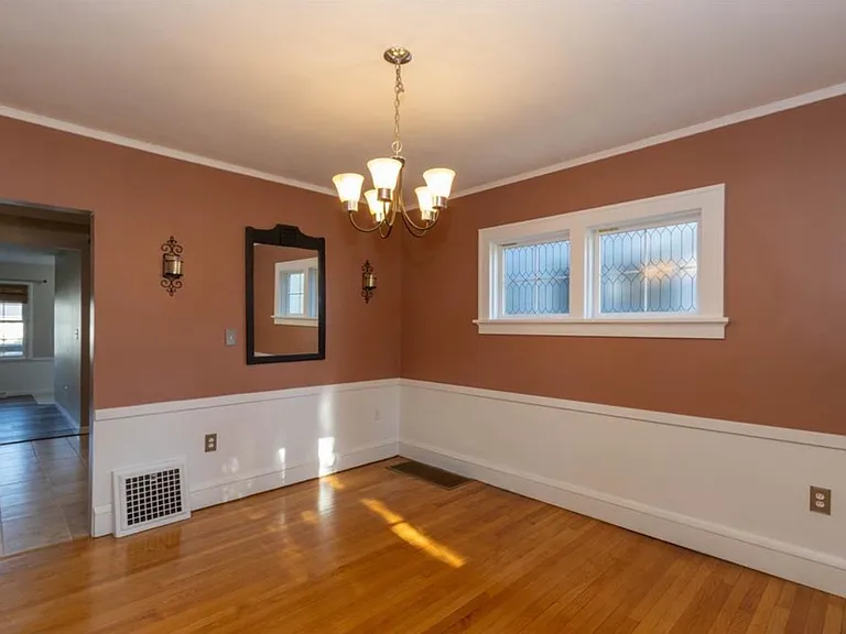 2416 C Ave NE — Photo 6