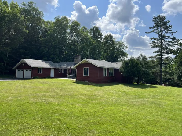 176 Glenwood Dr, Saranac Lake, NY 12983
