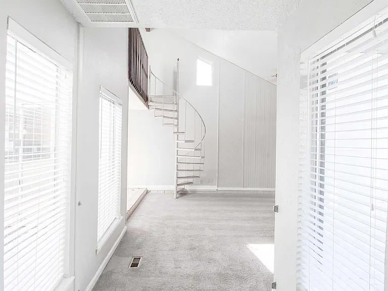 8900 N Shannon Ave — Photo 15