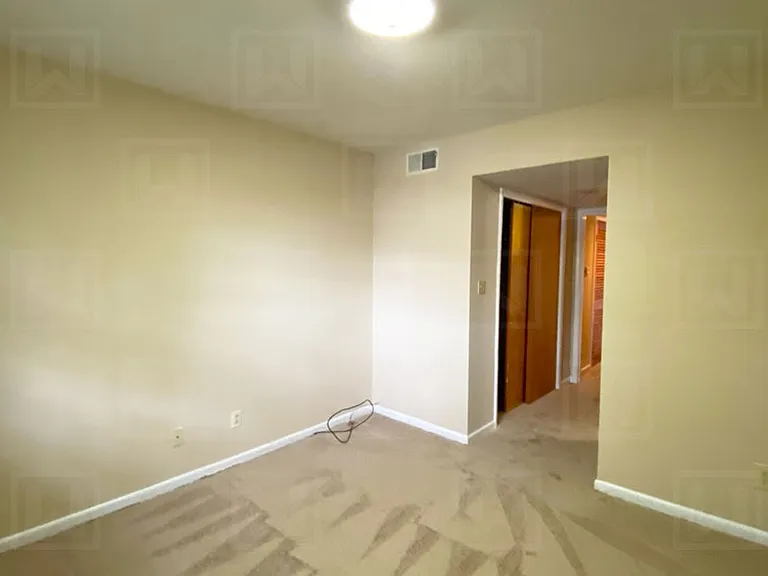 Club View Apartments — Photo 35