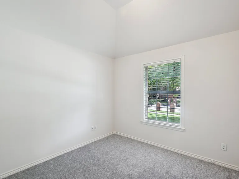 1280 Seymour Dr — Photo 17