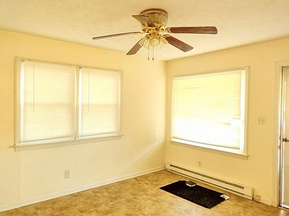 2nd image of 85 Vincent Dr