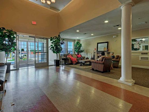 4th image of 3700 N Main St #13437200