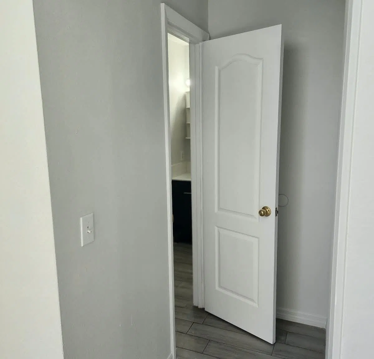 2 bed, 1137 sqft, $2,100 — Photo 2