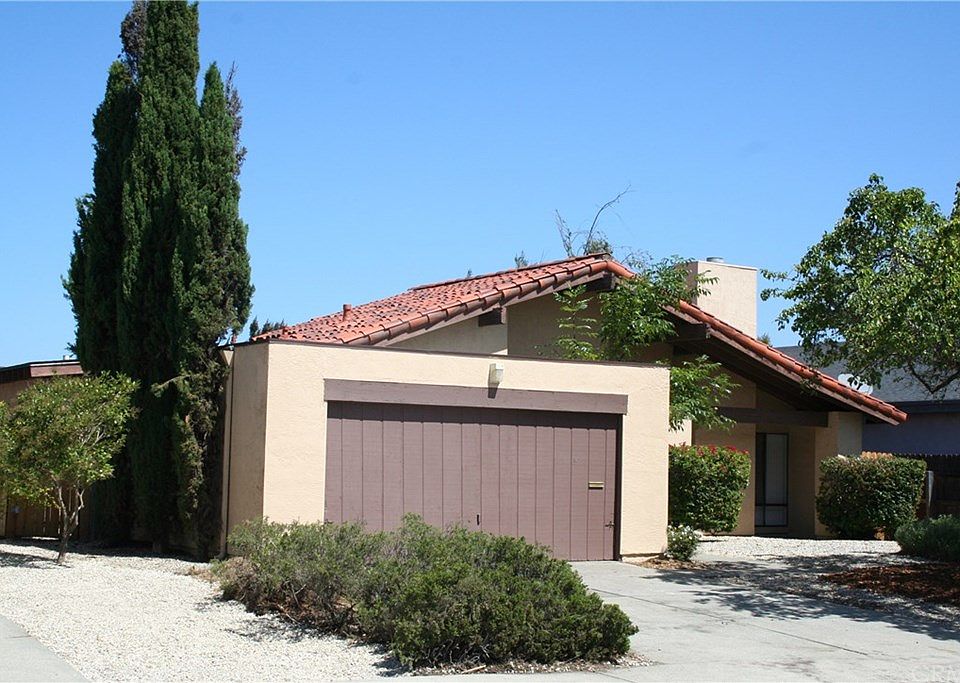 1st image of 1308 Royal Way