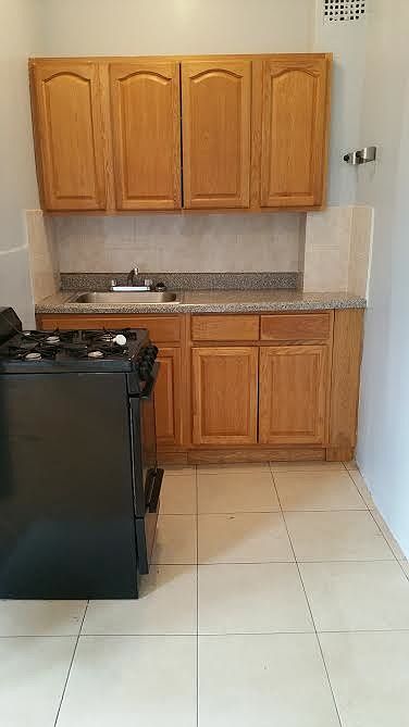 1st image of 1469 Pacific St APT 2
