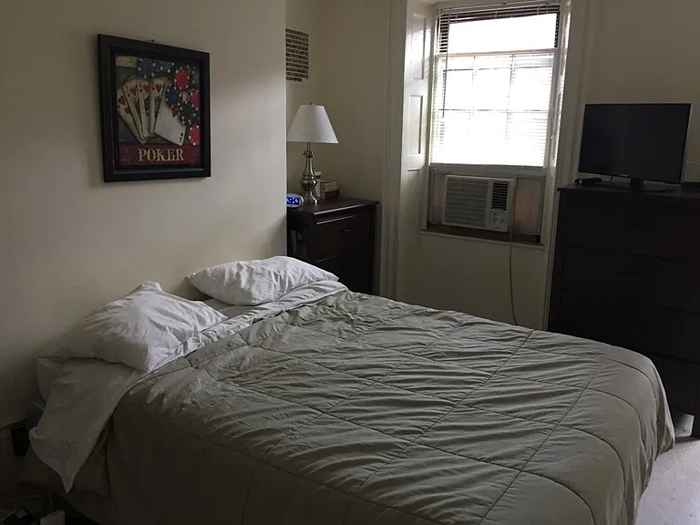 3 Oak St #3 — Photo 4