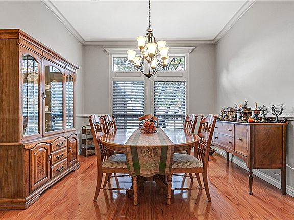2nd image of 1806 N Desarc Way