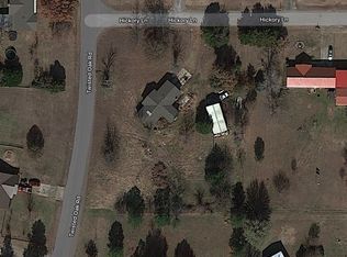 1732 Hickory Ln, Newcastle, OK 73065